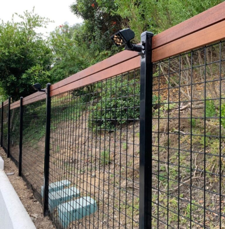 Welded Wire Fence